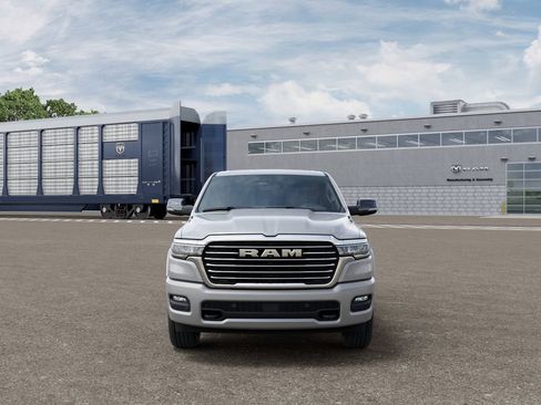 New 2026 RAM 1500 Laramie AWD/4WD image 6