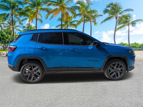 New 2026 Jeep Compass Latitude image 2
