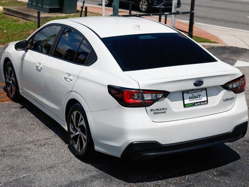Used 2025 Subaru Legacy Premium AWD/4WD image 8