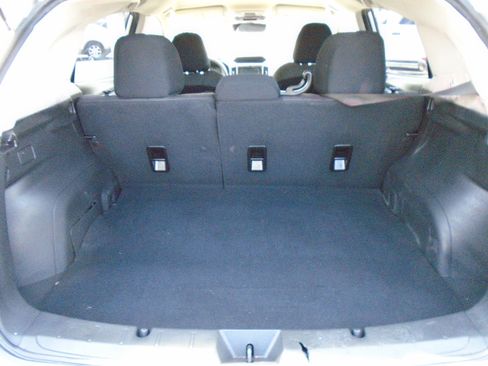 Used 2021 Subaru Crosstrek 2.0i AWD/4WD image 9