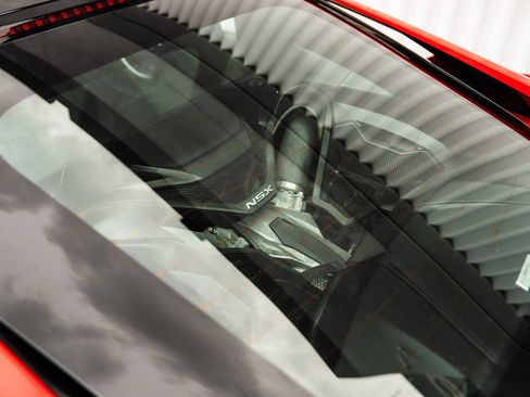 Used 2017 Acura NSX AWD/4WD image 18