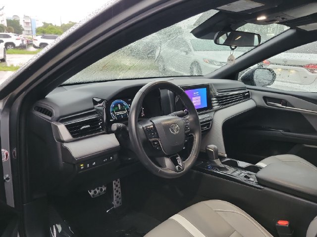 Used 2026 Toyota Camry SE FWD image 10