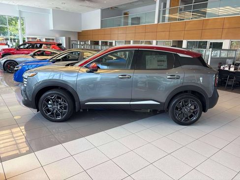 New 2026 Nissan Kicks SR FWD image 6