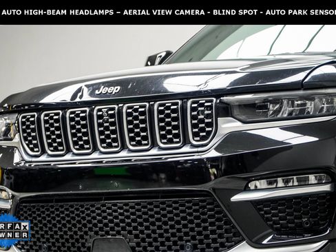 Used 2022 Jeep Grand Cherokee Summit image 2