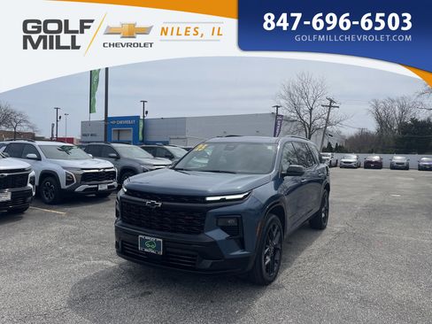 Certified 2025 Chevrolet Traverse RS image 1