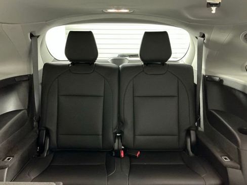 Certified 2018 Acura MDX FWD w/ Technology Package image 25