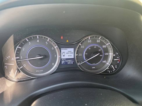 Used 2016 INFINITI QX80 4WD w/ All Season Package image 9