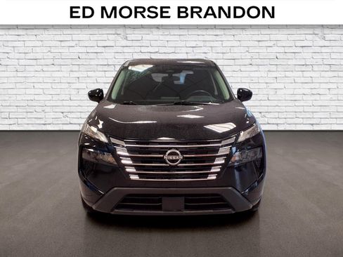 Used 2025 Nissan Rogue SV FWD image 7