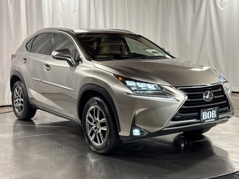 Used 2015 Lexus NX 200t FWD image 4