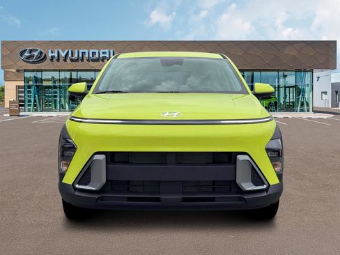 New 2026 Hyundai Kona SE FWD image 12