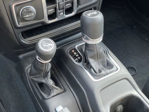 Used 2024 Jeep Wrangler Sahara w/ Safety Group image 23