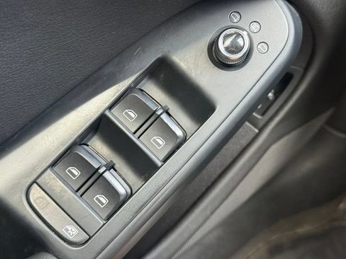 Used 2010 Audi A4 2.0T Premium Plus AWD/4WD image 18