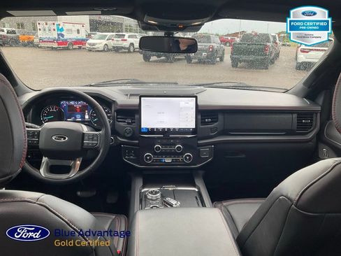 Certified 2023 Ford Expedition Limited AWD/4WD image 3