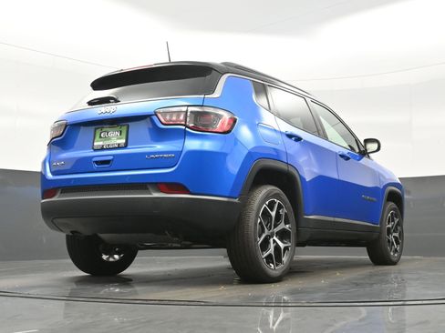 New 2026 Jeep Compass Limited image 15