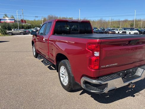 Used 2019 Chevrolet Silverado 1500 LT w/ All-Star Edition AWD/4WD image 4