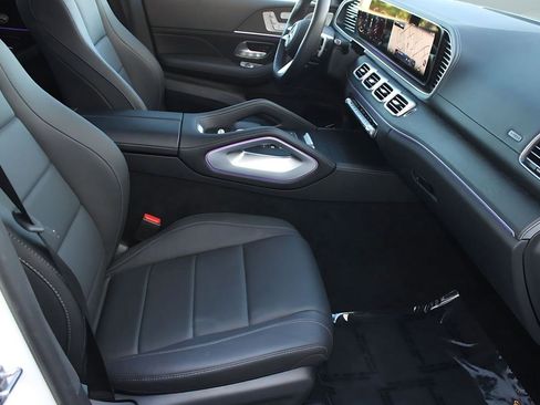 Certified 2025 Mercedes-Benz GLS 450 GLS 450 image 37