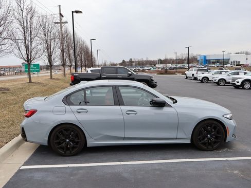 Used 2025 BMW 330i xDrive Sedan image 9