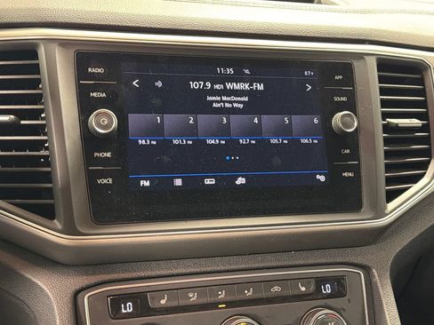 Used 2019 Volkswagen Atlas SE FWD image 32