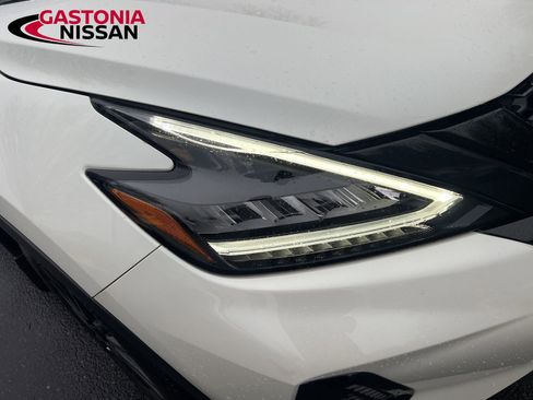 Used 2024 Nissan Murano SV w/ SV Midnight Edition Package image 18