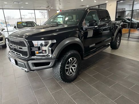 Used 2018 Ford F150 Raptor w/ Equipment Group 802A Luxury image 2