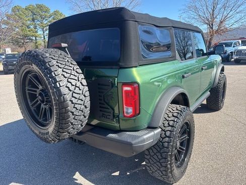 Used 2022 Ford Bronco Black Diamond image 5