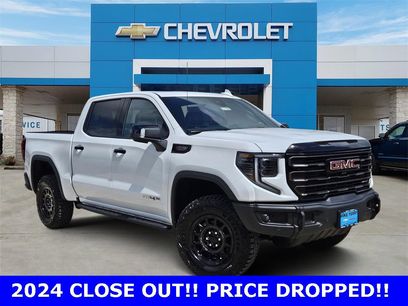 New 2024 GMC Sierra 1500 AT4X w/ AT4X AEV Edition