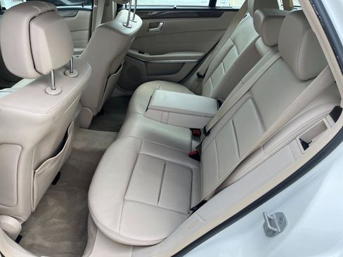 Used 2014 Mercedes-Benz E 350 4MATIC Wagon image 13