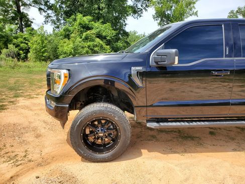 Used 2021 Ford F150 XLT w/ Equipment Group 302A High AWD/4WD image 5