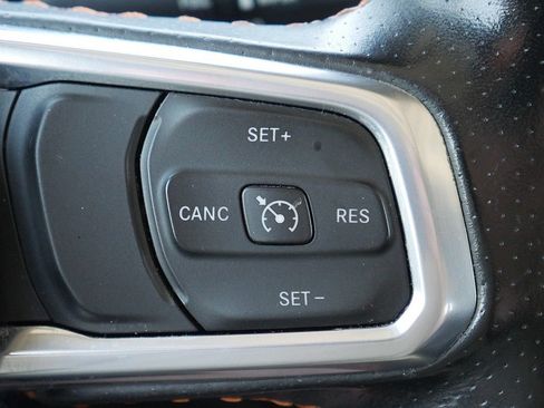 Used 2020 Jeep Gladiator Mojave w/ LED Lighting Group AWD/4WD image 32
