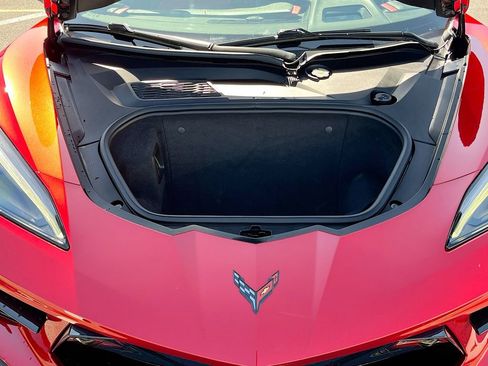 Used 2022 Chevrolet Corvette Stingray Preferred Cpe w/ Z51 Performance Package RWD image 29