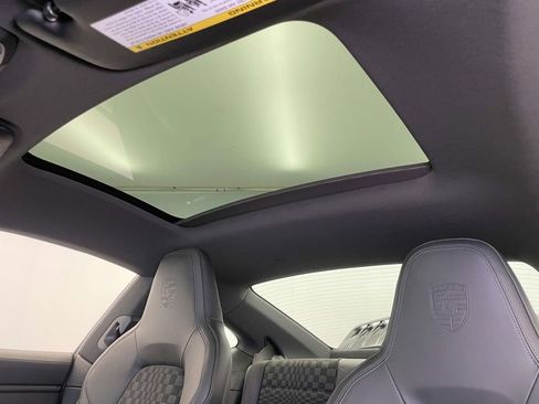 Used 2026 Porsche 911 Carrera image 18
