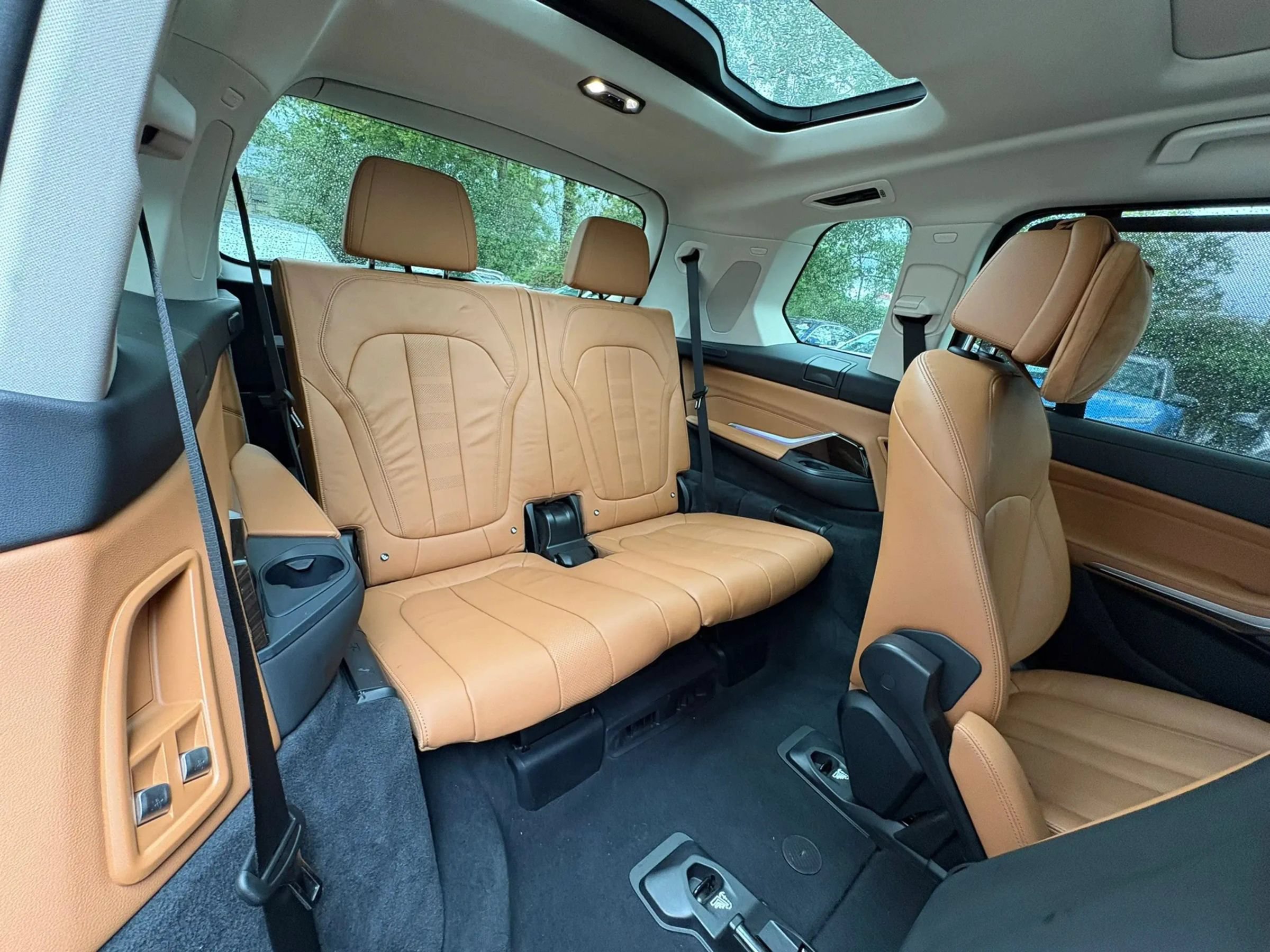 Used 2019 BMW X7 xDrive50i w/ Premium Package AWD/4WD image 21
