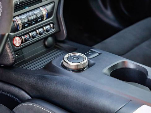 Used 2022 Ford Mustang Shelby GT500 w/ Carbon Fiber Track Pack image 20