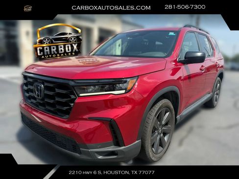 Used 2024 Honda Pilot Sport image 1