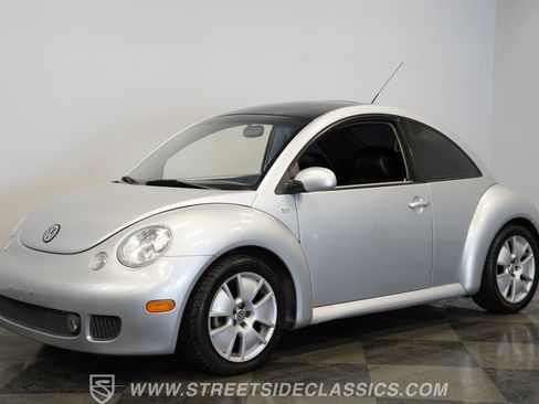 Used 2003 Volkswagen Beetle S FWD image 6