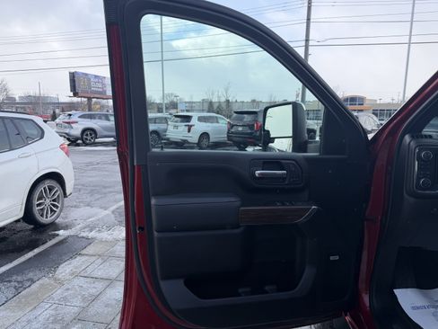 Used 2023 Chevrolet Silverado 2500 High Country w/ Safety Package II image 13