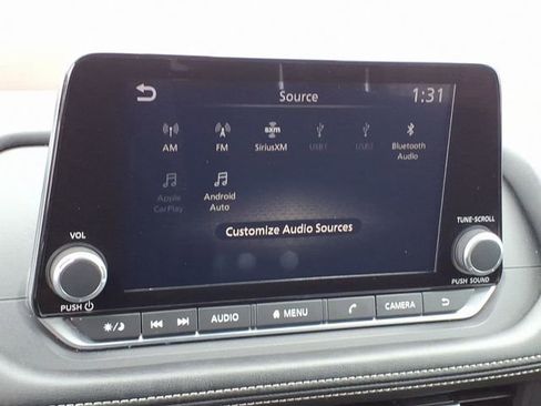 Used 2023 Nissan Rogue S image 18