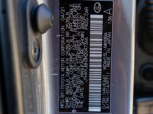 Used 2021 Lexus UX 250h image 33