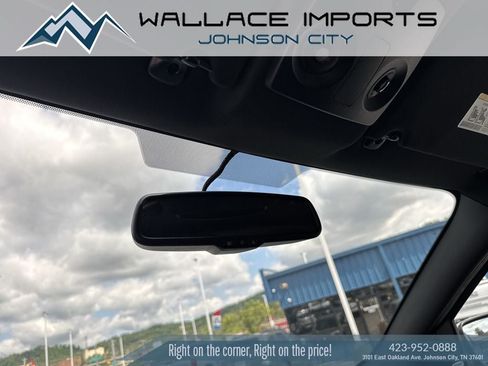 Used 2014 Chrysler 200 Limited FWD image 15