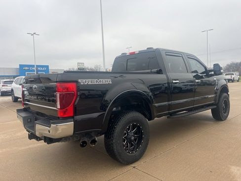 Used 2020 Ford F250 Lariat w/ Tremor Off-Road Package image 3