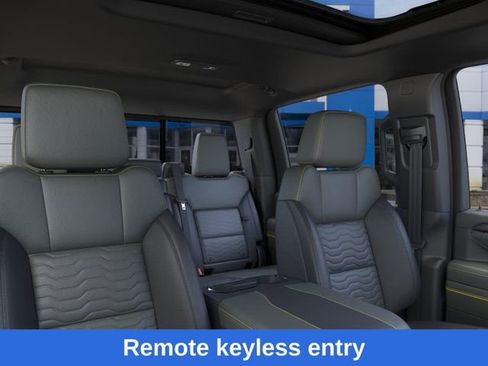 New 2026 Chevrolet Silverado 2500 ZR2 image 25