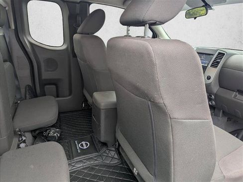 Used 2020 Nissan Frontier S AWD/4WD image 28