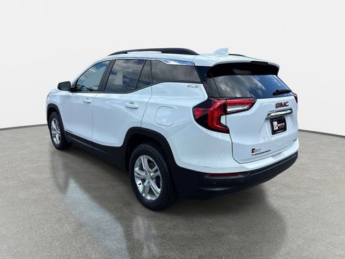 Used 2023 GMC Terrain SLE w/ Driver Convenience Package AWD/4WD image 6