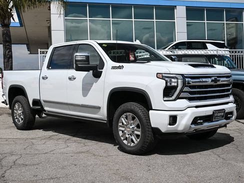 New 2026 Chevrolet Silverado 2500 High Country w/ Technology Package AWD/4WD image 2