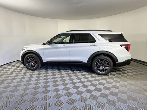 New 2026 Ford Explorer ST w/ Sun And Sound Package image 2