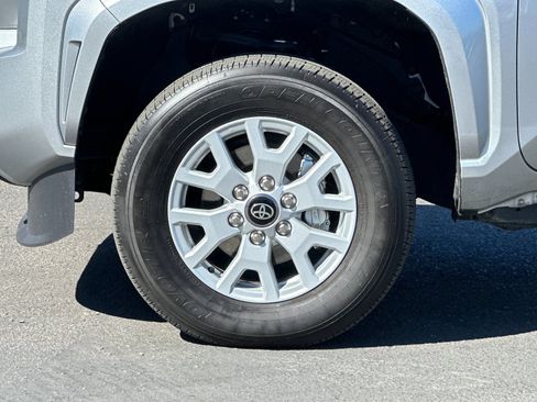 Used 2025 Toyota Tacoma SR5 image 23