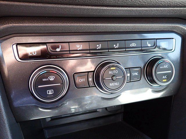 Used 2019 Volkswagen Tiguan SE w/ Panoramic Sunroof Package AWD/4WD image 21