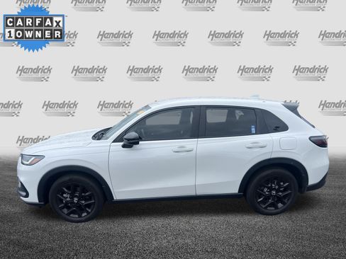 Used 2025 Honda HR-V Sport image 39