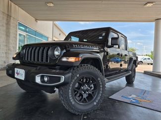 Used 2025 Jeep Gladiator Sport AWD/4WD video 1