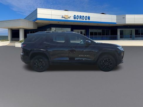 Used 2025 Chevrolet Equinox LT w/ Convenience Package II FWD image 7